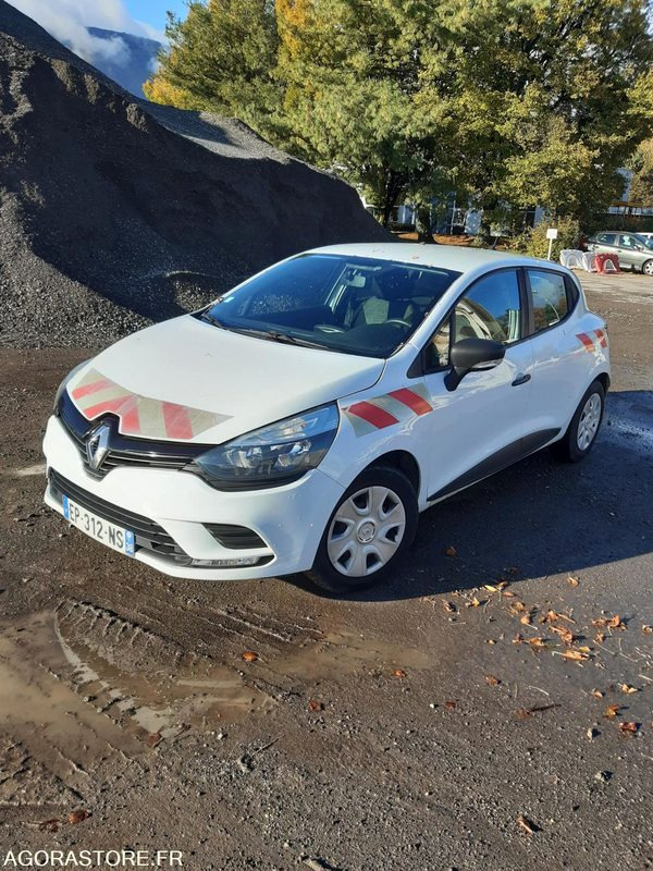 RENAULT CLIO Société - 2017 - 199 808 km / M22920 - Furgão compacto: foto 1 RENAULT CLIO Société - 2017 - 199 808 km / M22920 - Furgão compacto: foto 1