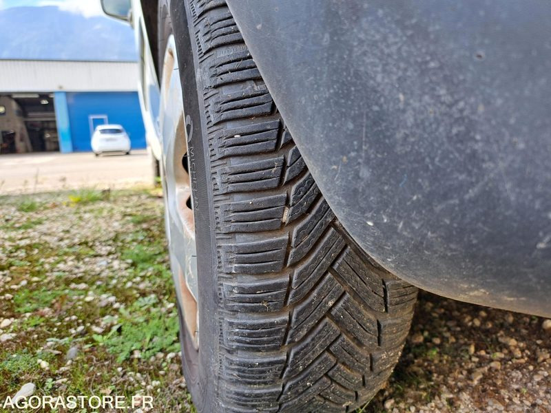 Leasing de RENAULT KANGOO-119 593 KMS-2008-842 DEW 38 RENAULT KANGOO-119 593 KMS-2008-842 DEW 38: foto 8 Leasing de RENAULT KANGOO-119 593 KMS-2008-842 DEW 38 RENAULT KANGOO-119 593 KMS-2008-842 DEW 38: foto 8