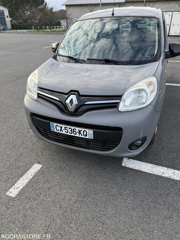 RENAULT KANGOO - 2013 - 199079km - CX-536-KQ - Furgão compacto: foto 1 RENAULT KANGOO - 2013 - 199079km - CX-536-KQ - Furgão compacto: foto 1
