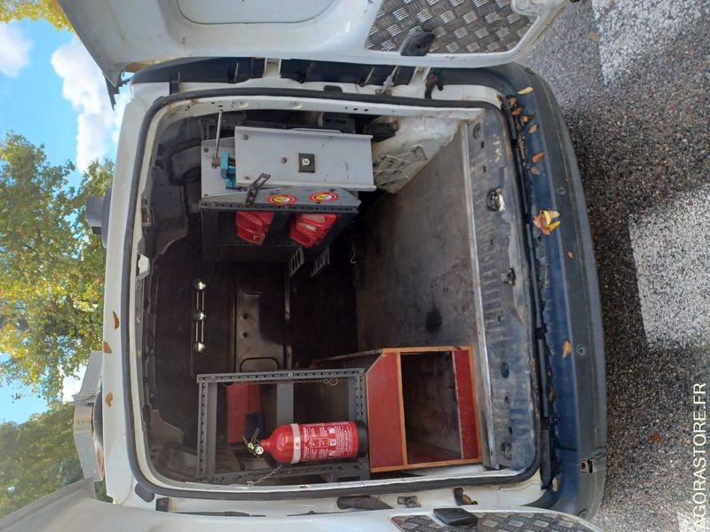 RENAULT KANGOO / REF SCP : 959 - Furgão: foto 4 RENAULT KANGOO / REF SCP : 959 - Furgão: foto 4