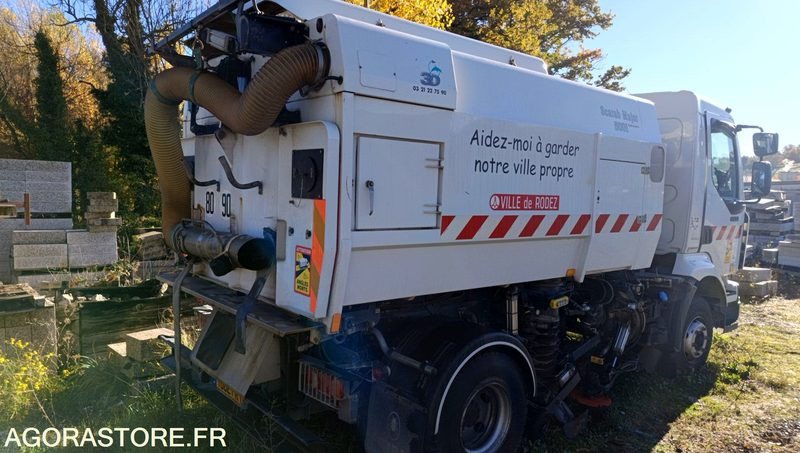 RENAULT MAJOR SCARAB - 2007 - 4730h - Varredora urbana: foto 2 RENAULT MAJOR SCARAB - 2007 - 4730h - Varredora urbana: foto 2