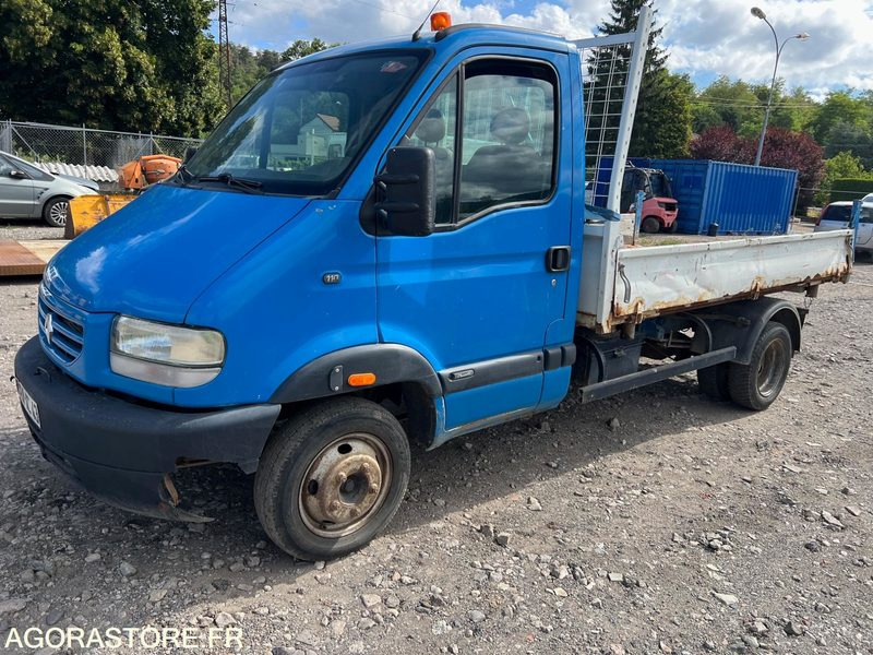 RENAULT MASCOTT BENNE 3.5T - 2001 - 160 000 KM - Carrinha basculante: foto 1 RENAULT MASCOTT BENNE 3.5T - 2001 - 160 000 KM - Carrinha basculante: foto 1