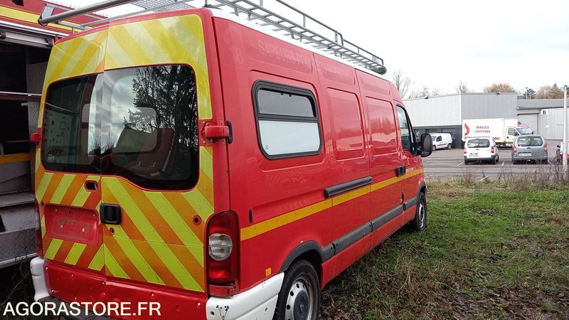 RENAULT - MASTER - 2005 - 368BLN57 - Furgão: foto 2 RENAULT - MASTER - 2005 - 368BLN57 - Furgão: foto 2