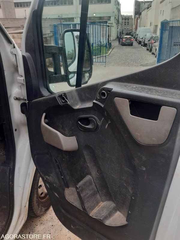 RENAULT MASTER BENNE DANS L'ETAT - Carrinha basculante: foto 4 RENAULT MASTER BENNE DANS L'ETAT - Carrinha basculante: foto 4