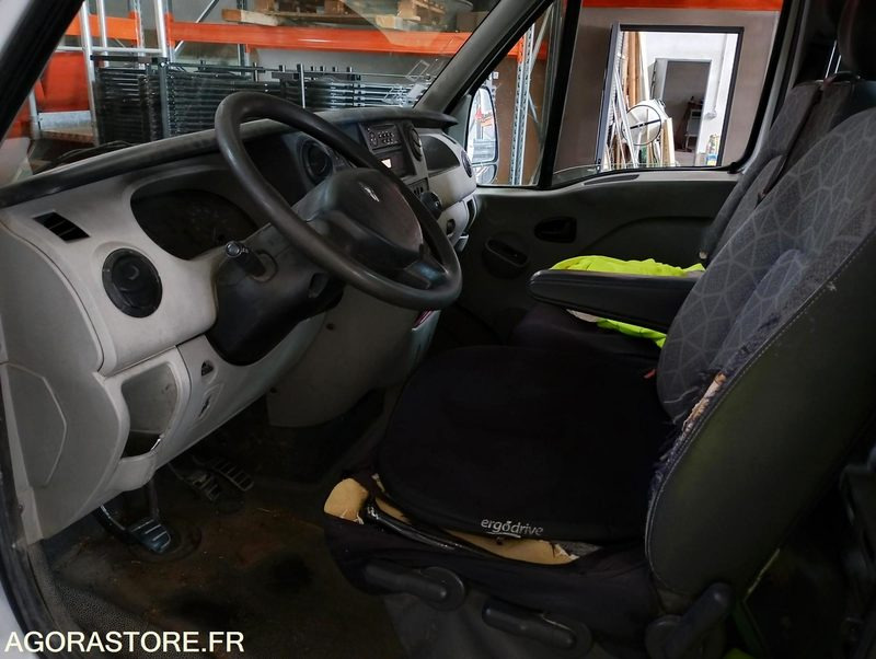 RENAULT MASTER BENNE - Carrinha basculante: foto 2 RENAULT MASTER BENNE - Carrinha basculante: foto 2