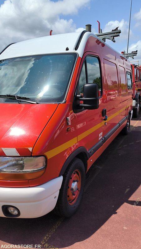 RENAULT MASTER II 2,5D - 2000 - 148197kms - Furgão: foto 1 RENAULT MASTER II 2,5D - 2000 - 148197kms - Furgão: foto 1