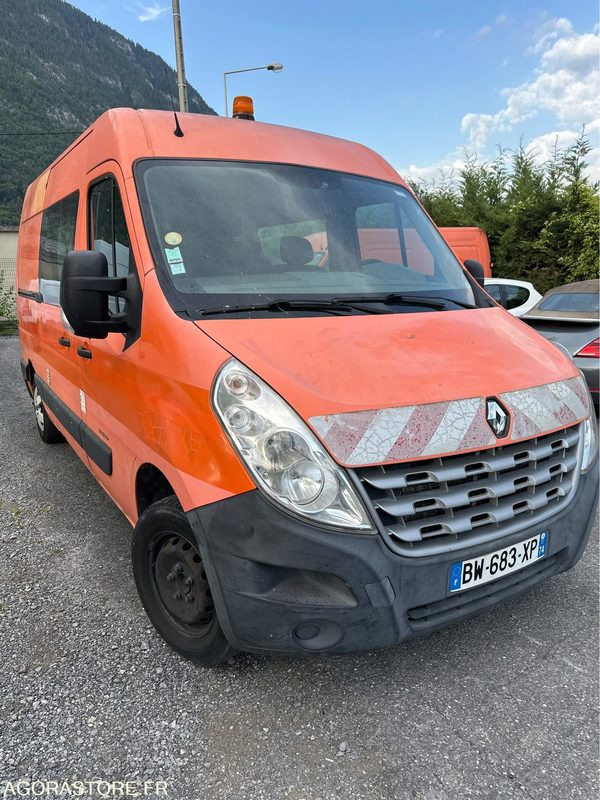 RENAULT- MASTER L2H2 3T5 DCI 125 - 2011 - 152781 KM - P1509015 - Furgão: foto 2 RENAULT- MASTER L2H2 3T5 DCI 125 - 2011 - 152781 KM - P1509015 - Furgão: foto 2