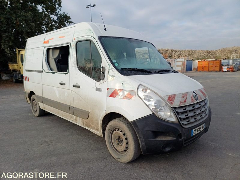 RENAULT Master - 2013 - 222034kms - CS648NS (P1509966) - Furgão: foto 1 RENAULT Master - 2013 - 222034kms - CS648NS (P1509966) - Furgão: foto 1