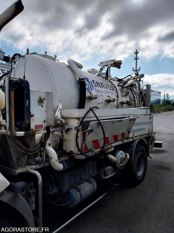 RENAULT Midlum 13T 220CV HUWER 2005 (280 000Km) ROULANT EXPORT UNIQUEMENT - Caminhão limpa fossa: foto 3 RENAULT Midlum 13T 220CV HUWER 2005 (280 000Km) ROULANT EXPORT UNIQUEMENT - Caminhão limpa fossa: foto 3