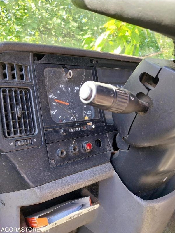 RENAULT P340 26T HUWER 2000 (269746Km) NON ROULANT EXPORT UNIQUEMENT - Caminhão limpa fossa: foto 5 RENAULT P340 26T HUWER 2000 (269746Km) NON ROULANT EXPORT UNIQUEMENT - Caminhão limpa fossa: foto 5