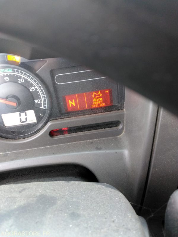 RENAULT PREMIUM 310 CV - Caminhão de lixo: foto 5 RENAULT PREMIUM 310 CV - Caminhão de lixo: foto 5