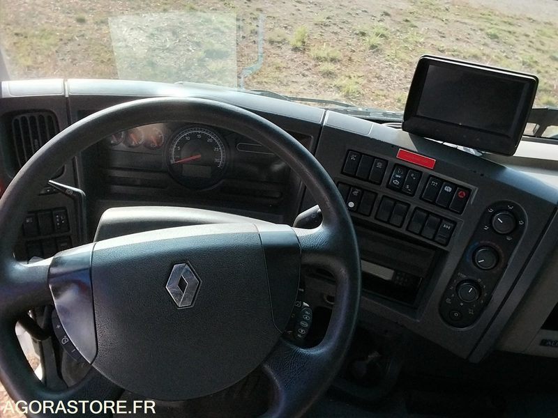 RENAULT PREMIUM 380-26 / 2010 / 475 190 km - Camião chassi: foto 4 RENAULT PREMIUM 380-26 / 2010 / 475 190 km - Camião chassi: foto 4