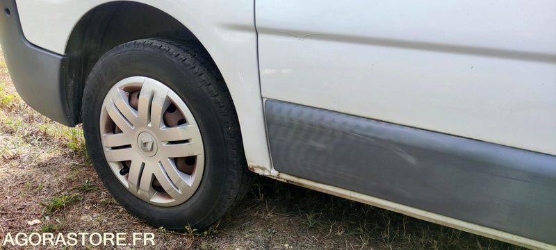 RENAULT TRAFIC II - Minibus, Furgão de passageiros: foto 3 RENAULT TRAFIC II - Minibus, Furgão de passageiros: foto 3