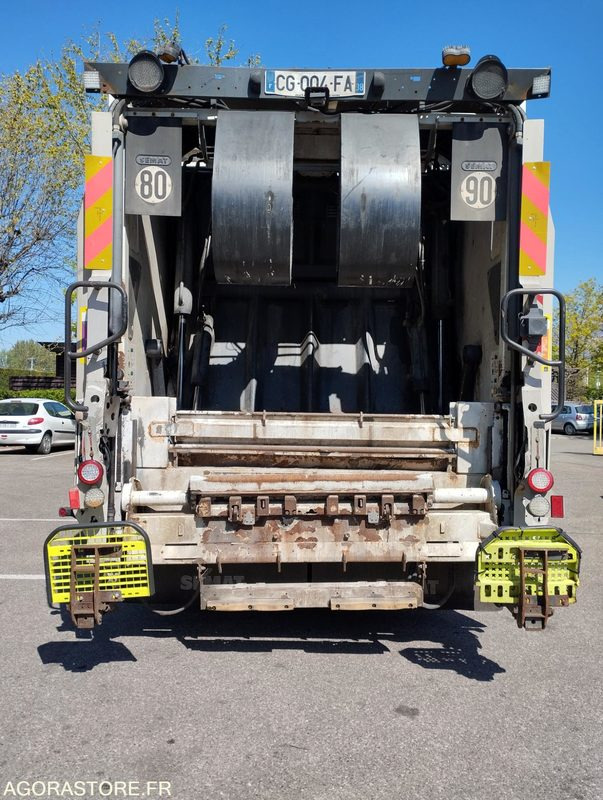 RENAULT TRUCKS PREMIUM 19T 4x2 DXi 340cv BOM 2012 _ CG-004-FA - Caminhão de lixo: foto 5 RENAULT TRUCKS PREMIUM 19T 4x2 DXi 340cv BOM 2012 _ CG-004-FA - Caminhão de lixo: foto 5