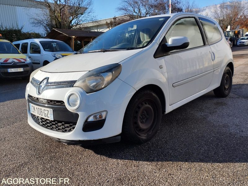 RENAULT TWINGO II _ mot. 1.2i 16V LEV 16V eco2 75cv _ CM-108-GZ - Automóvel: foto 3 RENAULT TWINGO II _ mot. 1.2i 16V LEV 16V eco2 75cv _ CM-108-GZ - Automóvel: foto 3