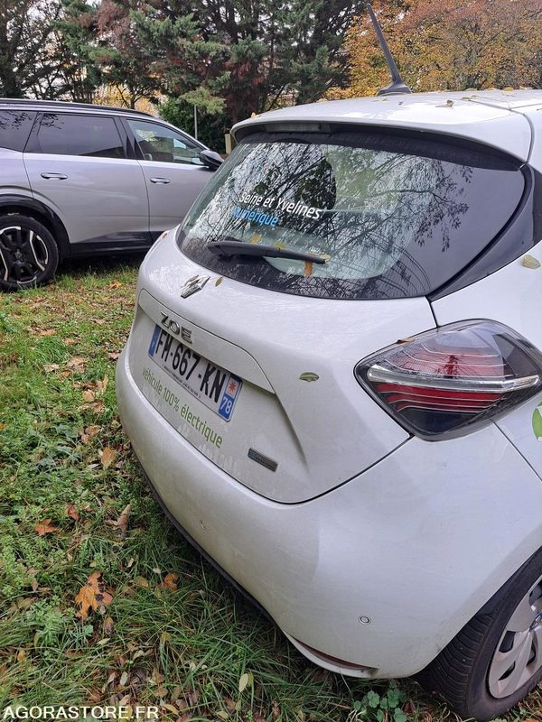 RENAULT - ZOE - 2019 - 41 000KM - Automóvel: foto 4 RENAULT - ZOE - 2019 - 41 000KM - Automóvel: foto 4