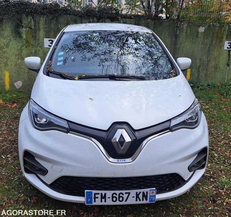 RENAULT - ZOE - 2019 - 41 000KM - Automóvel: foto 1 RENAULT - ZOE - 2019 - 41 000KM - Automóvel: foto 1