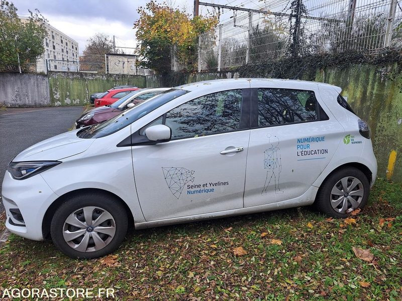 RENAULT - ZOE - 2019 - 41 000KM - Automóvel: foto 2 RENAULT - ZOE - 2019 - 41 000KM - Automóvel: foto 2