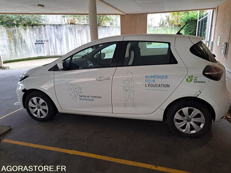 RENAULT - ZOE - 2019 - 65 000 KM - Automóvel: foto 3 RENAULT - ZOE - 2019 - 65 000 KM - Automóvel: foto 3