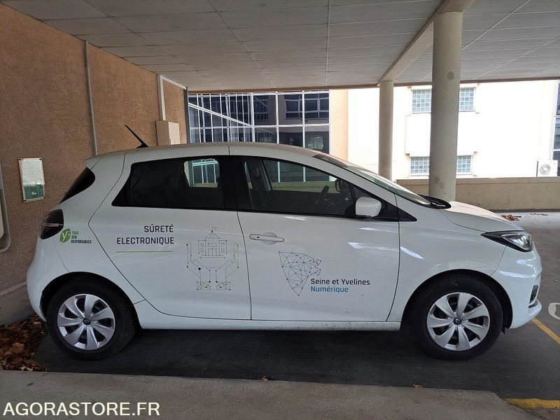 RENAULT - ZOE - 2019 - 65 000 KM - Automóvel: foto 4 RENAULT - ZOE - 2019 - 65 000 KM - Automóvel: foto 4
