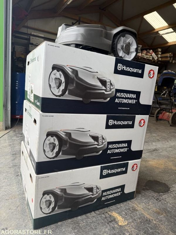 ROBOT de tonte NEUF 305 Husqvarna Unitaire - Cortador de grama: foto 4 ROBOT de tonte NEUF 305 Husqvarna Unitaire - Cortador de grama: foto 4