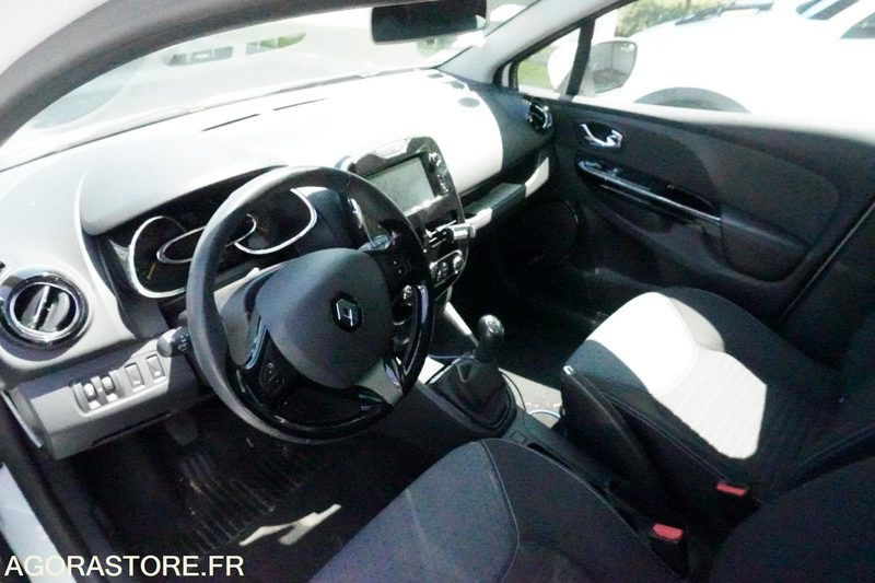Renault Clio 4 - Automóvel: foto 5 Renault Clio 4 - Automóvel: foto 5