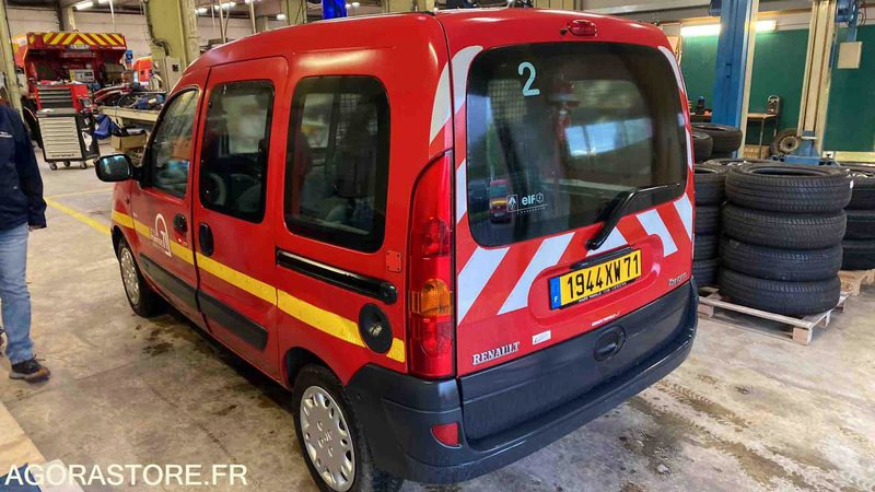 Renault - Kangoo - 2004 - 175592KMS - 1944XW71 - Furgão compacto: foto 5 Renault - Kangoo - 2004 - 175592KMS - 1944XW71 - Furgão compacto: foto 5