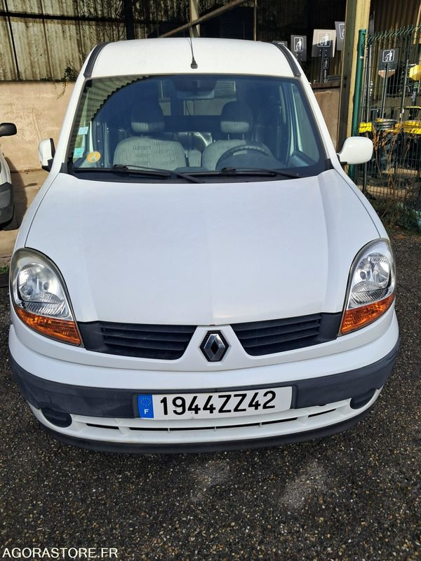 Renault Kangoo - 2006 - 75766kms - 1944 ZZ 42 - Furgão compacto: foto 1 Renault Kangoo - 2006 - 75766kms - 1944 ZZ 42 - Furgão compacto: foto 1
