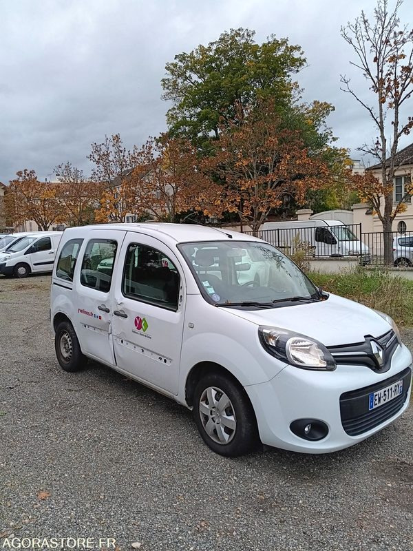 Renault Kangoo - 71572 kms - 2018 - Automóvel: foto 3 Renault Kangoo - 71572 kms - 2018 - Automóvel: foto 3