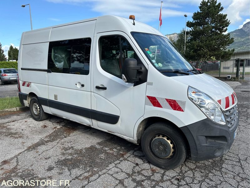 Renault Master - 2013 - 174908kms (P1510287) - Furgão: foto 2 Renault Master - 2013 - 174908kms (P1510287) - Furgão: foto 2