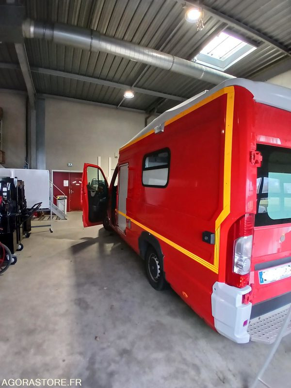 Renault Master III L2H2 Plancher cabine 2,3 dCi 125 cv (MECA 561) - Furgão: foto 4 Renault Master III L2H2 Plancher cabine 2,3 dCi 125 cv (MECA 561) - Furgão: foto 4