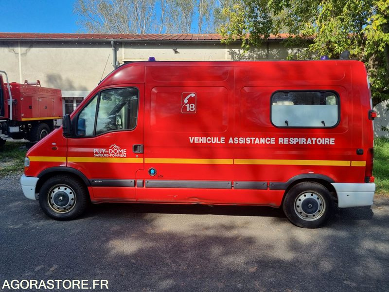 Renault Master L2 H2 - CV 642 KM - Compresseur - 2002 - Furgão: foto 2 Renault Master L2 H2 - CV 642 KM - Compresseur - 2002 - Furgão: foto 2