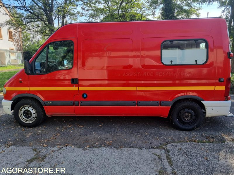 Renault Master L2H2 - CH 738 CG - Compresseur - 2001 - Furgão: foto 2 Renault Master L2H2 - CH 738 CG - Compresseur - 2001 - Furgão: foto 2