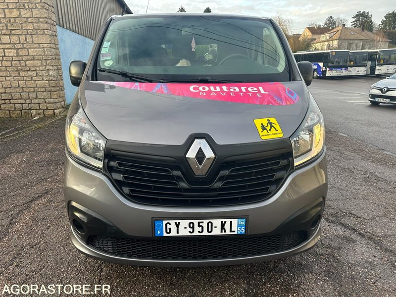 Renault Trafic 9 places / GY-950-KL / 275 557kms - Minibus, Furgão de passageiros: foto 2 Renault Trafic 9 places / GY-950-KL / 275 557kms - Minibus, Furgão de passageiros: foto 2