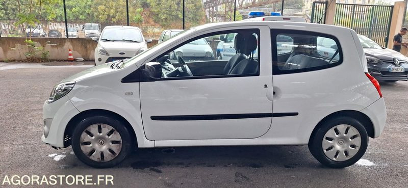 Renault Twingo - 2010 - 92500kms - Automóvel: foto 4 Renault Twingo - 2010 - 92500kms - Automóvel: foto 4