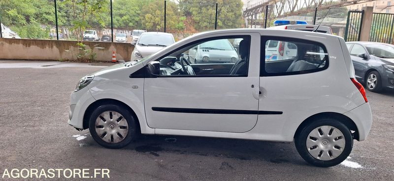 Renault Twingo - 2010 - 92500kms - Automóvel: foto 5 Renault Twingo - 2010 - 92500kms - Automóvel: foto 5