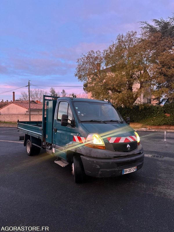 Renault mascotte benne 3L 120cv 107 000km - 2005 - Carrinha basculante: foto 3 Renault mascotte benne 3L 120cv 107 000km - 2005 - Carrinha basculante: foto 3