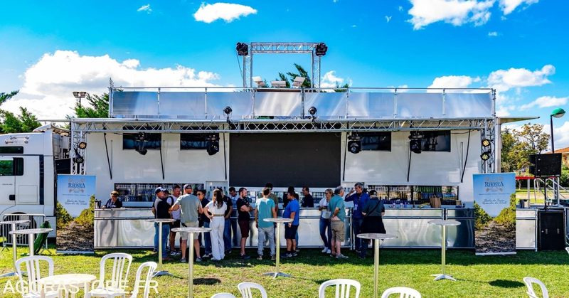 Semi Remorques DRACO - Bar - DJ - Rooftop - Semi-reboque frigorífico: foto 1 Semi Remorques DRACO - Bar - DJ - Rooftop - Semi-reboque frigorífico: foto 1