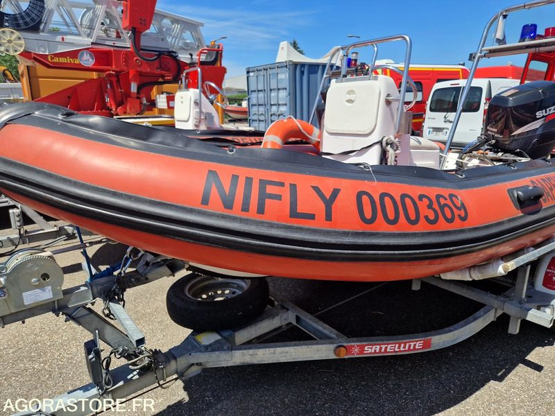 ZEPPELIN Command 15 sur remorque RSA - 2008 - Semi-reboque: foto 1 ZEPPELIN Command 15 sur remorque RSA - 2008 - Semi-reboque: foto 1