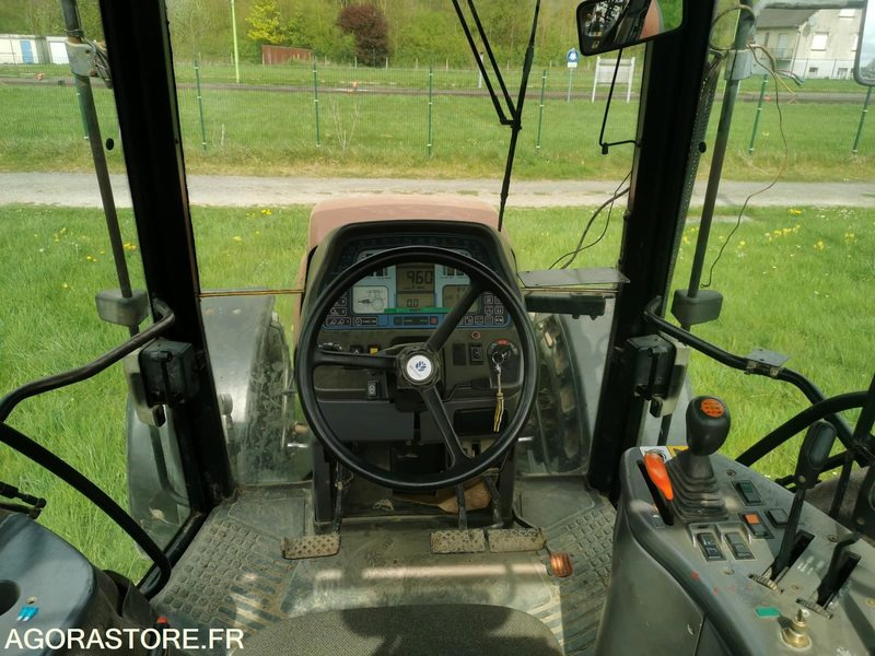 TRACTEUR AGRICOLE FIATAGRI G190 - 11 900 heures - 1994 - Trator: foto 3 TRACTEUR AGRICOLE FIATAGRI G190 - 11 900 heures - 1994 - Trator: foto 3
