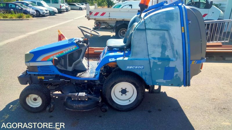 TRACTEUR TONDEUSE ISEKI SGR22 - Cortador de grama: foto 1 TRACTEUR TONDEUSE ISEKI SGR22 - Cortador de grama: foto 1