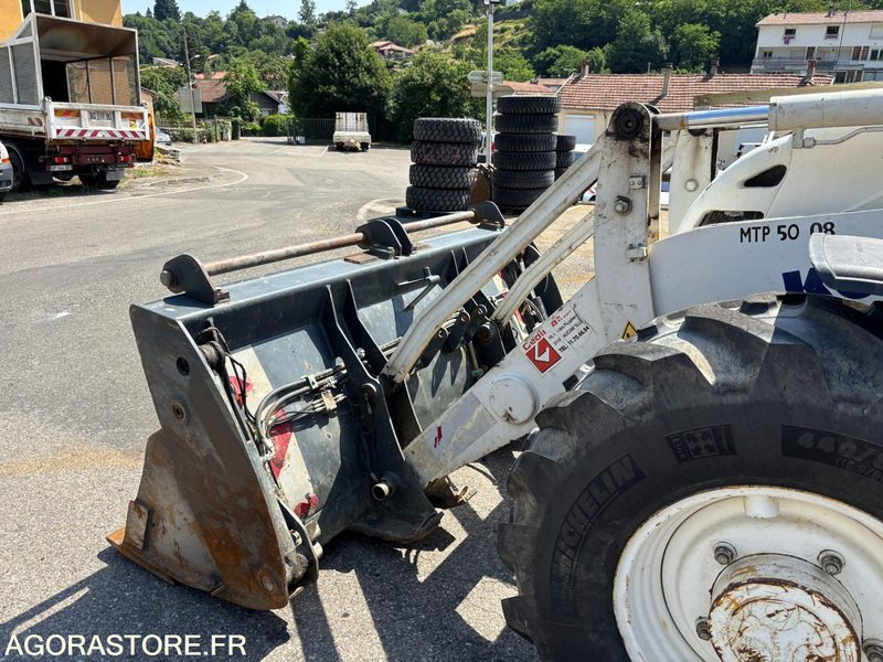 Retroescavadeira TRACTOPELLE KOMATSU WB93R MTP50-08 - 2008: foto 7 Retroescavadeira TRACTOPELLE KOMATSU WB93R MTP50-08 - 2008: foto 7