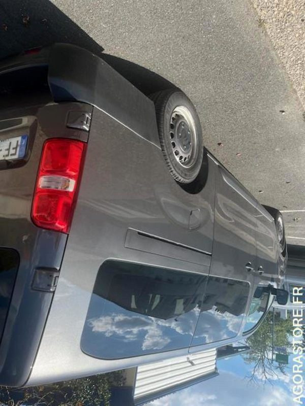 TTC / 0% TVA - MINIBUS CITROEN JUMPY SPACETOURER 1.5L BHDI - 4 portes - 2019 - Minibus, Furgão de passageiros: foto 3 TTC / 0% TVA - MINIBUS CITROEN JUMPY SPACETOURER 1.5L BHDI - 4 portes - 2019 - Minibus, Furgão de passageiros: foto 3