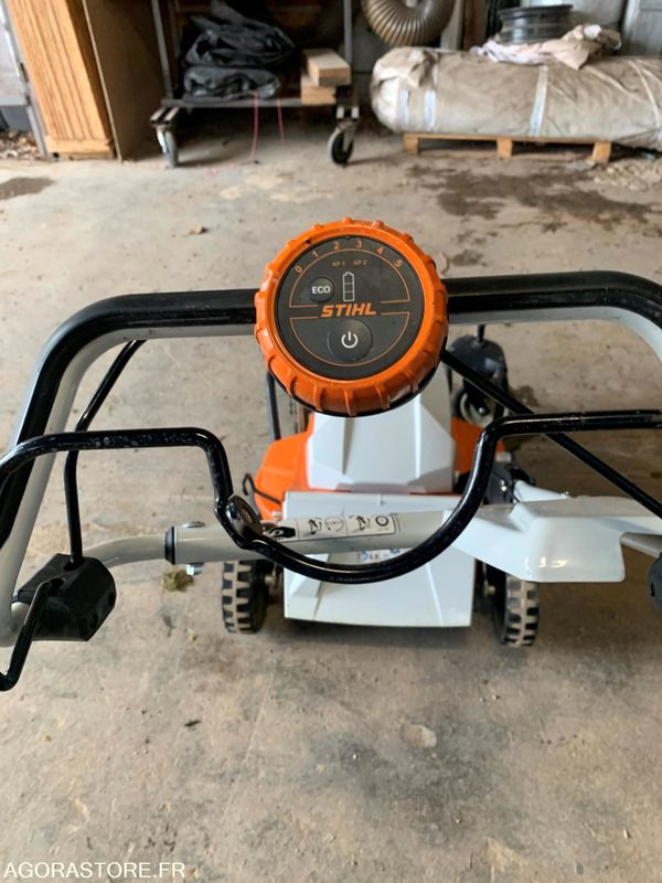 Tondeuse STIHL - Cortador de grama: foto 2 Tondeuse STIHL - Cortador de grama: foto 2