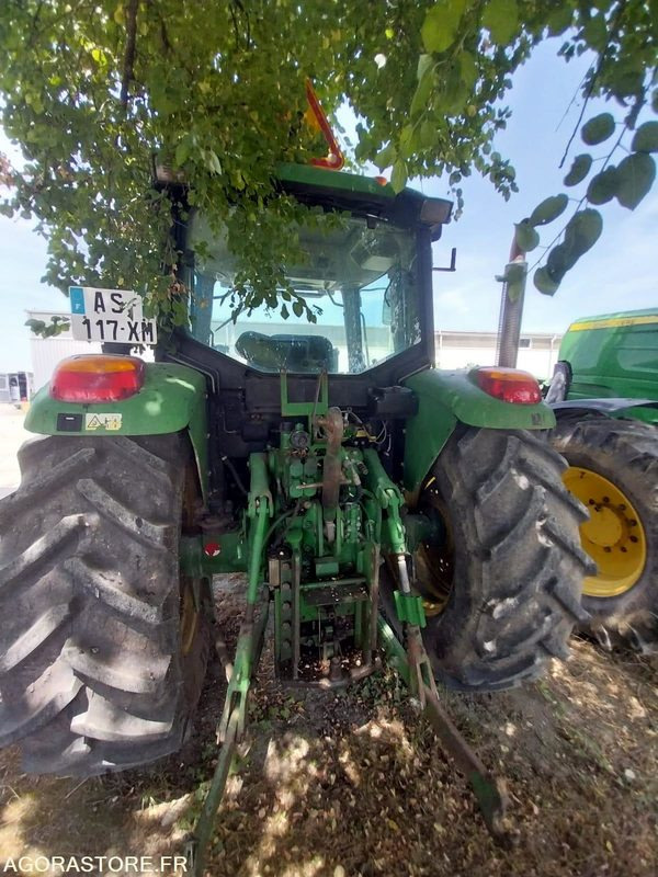Tracteur John Deer 6020 avec chargeur - Trator: foto 2 Tracteur John Deer 6020 avec chargeur - Trator: foto 2