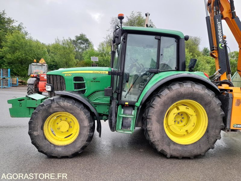 Tracteur John Deere 6130-année 2011-11700 heures - Trator: foto 1 Tracteur John Deere 6130-année 2011-11700 heures - Trator: foto 1