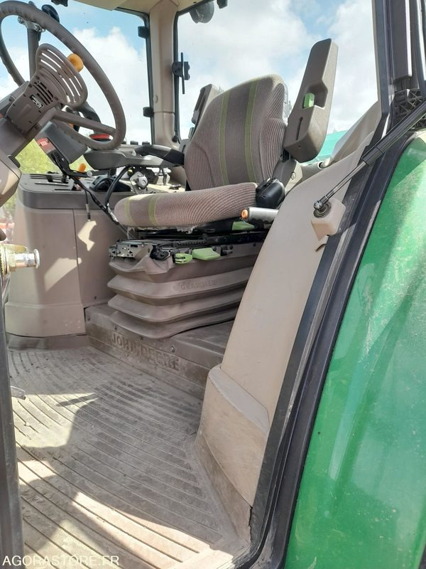Tracteur John Deere 6130-année 2011-11700 heures - Trator: foto 4 Tracteur John Deere 6130-année 2011-11700 heures - Trator: foto 4