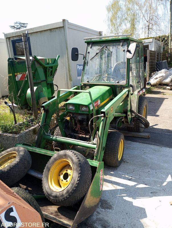 Tracteur john deere 855 - Trator: foto 1 Tracteur john deere 855 - Trator: foto 1
