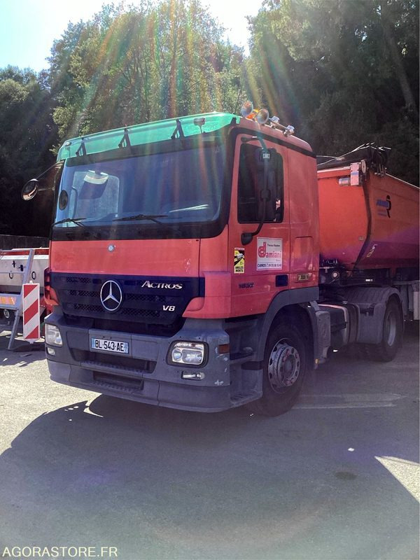 MERCEDES BENZ ACTROS - 2005 - 511806 KM - P3000898 - Tractor: foto 1 MERCEDES BENZ ACTROS - 2005 - 511806 KM - P3000898 - Tractor: foto 1