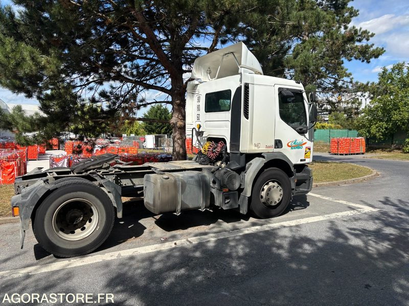 TRACTEUR RENAULT - 2002 - 462695 Kms - Tractor: foto 4 TRACTEUR RENAULT - 2002 - 462695 Kms - Tractor: foto 4